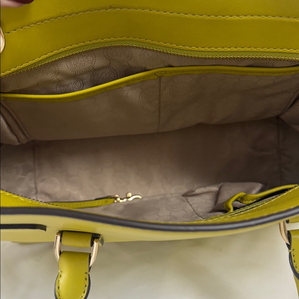 MICHAEL KORS Hamilton Yellow/Lime Green Satchel Bag Leather New Without Tags! - Picture 8 of 10